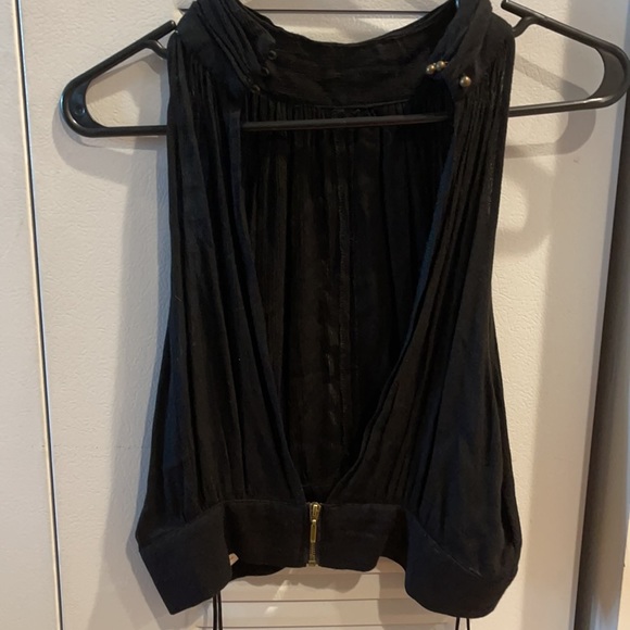 Black High Neck Keyhole Tank - Picture 3 of 3